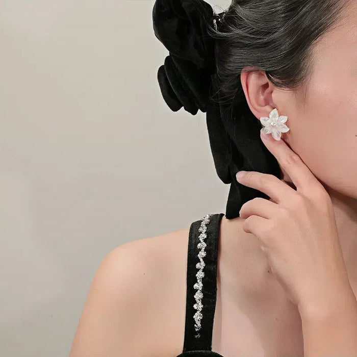 925 White Orchid Natural Pearl Exquisite Stud Earrings