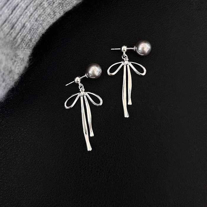 925 Sterling Silver Gray Pearl Bowknot Stud Earrings