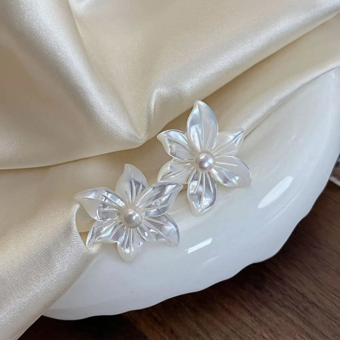 925 White Orchid Natural Pearl Exquisite Stud Earrings