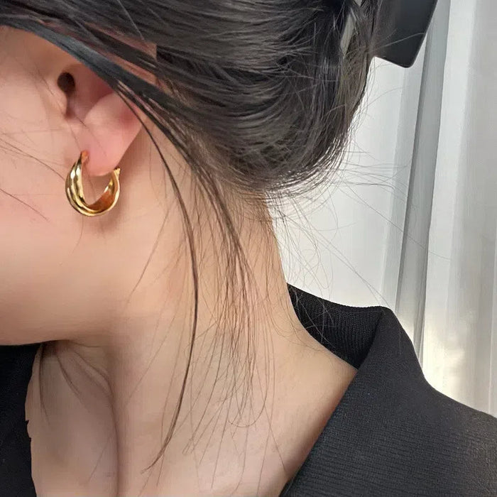 Round Metal Hoop Stud Earrings