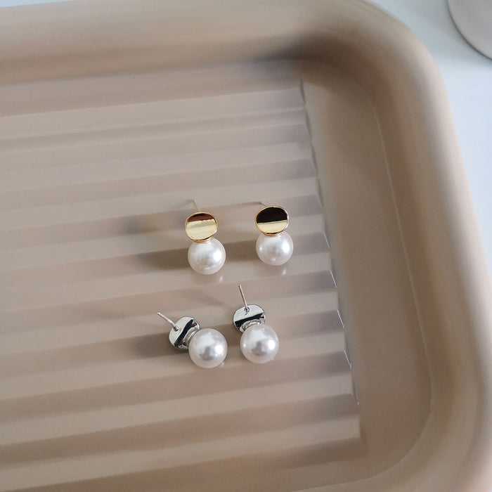 Artificial Gray Pearl Curved Stud Earrings