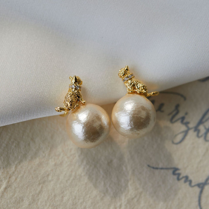 Cat Pearl Stud Earrings