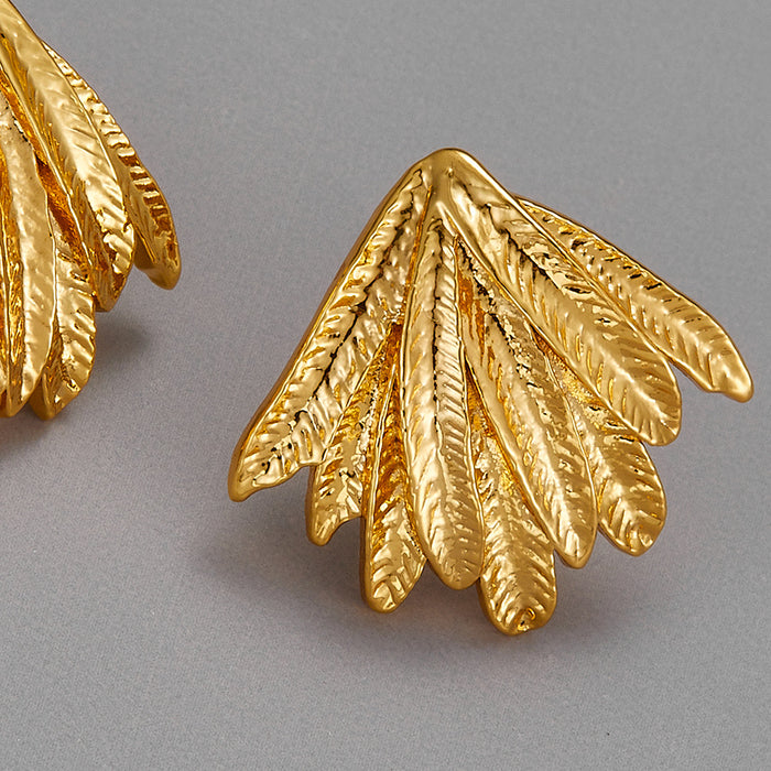 Compact high-quality texture stud earrings