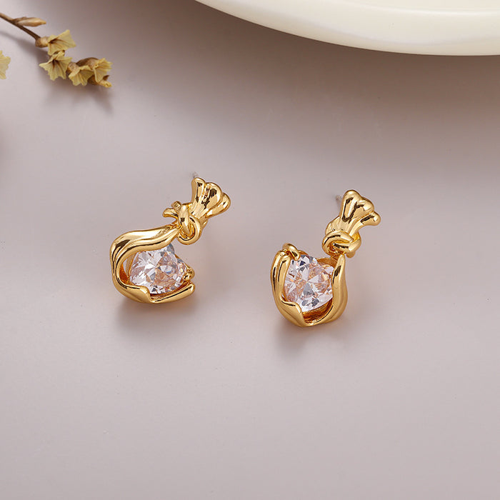 Copper micro-inlaid love zircon S925 silver needle earrings