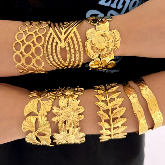 Stainless steel wide-sided opening hollow flower bracelet