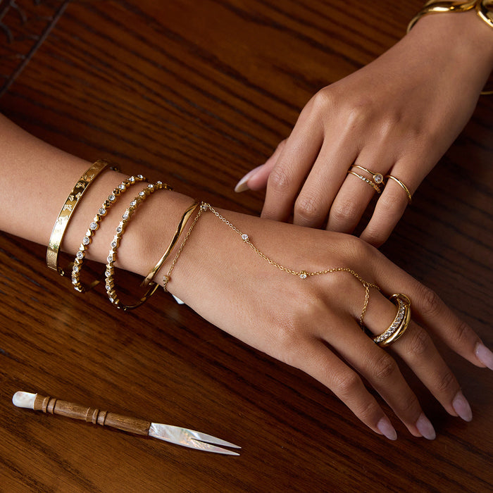 Zircon finger bracelet stainless steel bracelet