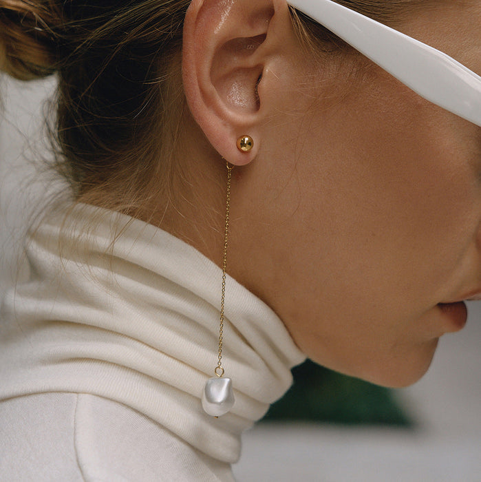 Imitation Baroque fringed titanium steel earrings