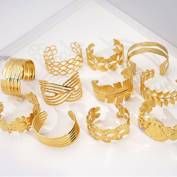 Stainless steel wide-sided opening hollow flower bracelet