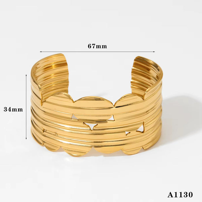 Stainless steel wide-sided opening hollow flower bracelet