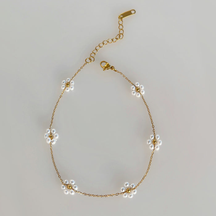 Pearl Small Flower Titanium Steel Necklace and Bracelet