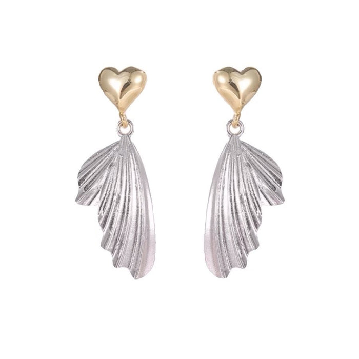 Premium love feather stud earrings