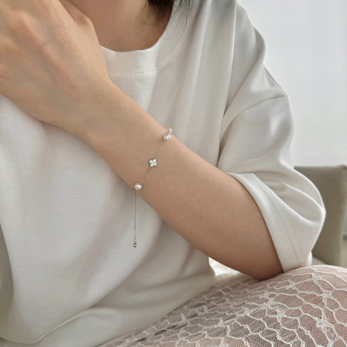 S925 Sterling Silver Pearl Clover Bracelet
