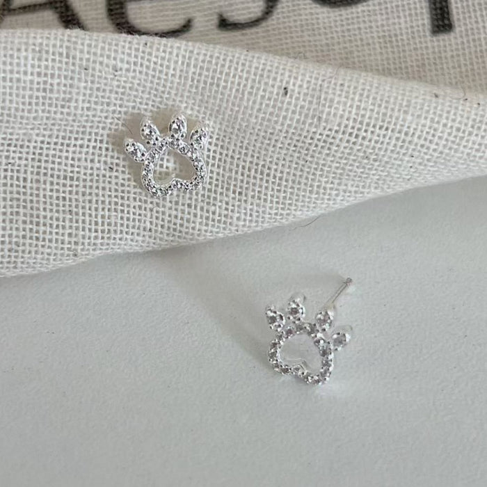 S925 silver hollow cat claw stud earrings
