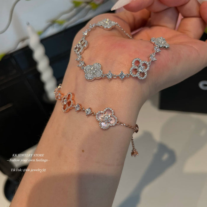 The texture is great! S925 Silver Fritillary Clover Bracelet