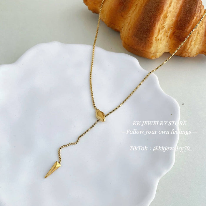 Drawable snake bone necklace