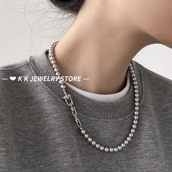 Horseshoe Clasp Silver-Combined Grey Artificial Pearl Necklace