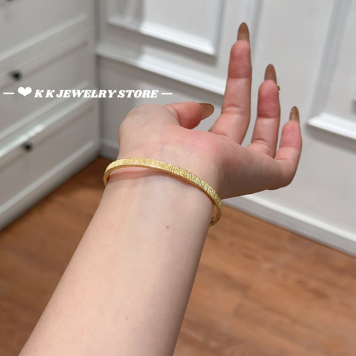 Blue Zircon Vertical Wide-Edge Thin Half-Bangle Bracelet (Gold Version)